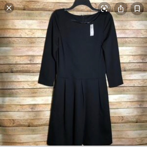 Banana Republic Dresses & Skirts - Banana Republic NWT Black Fit and Flare chic LBD 4